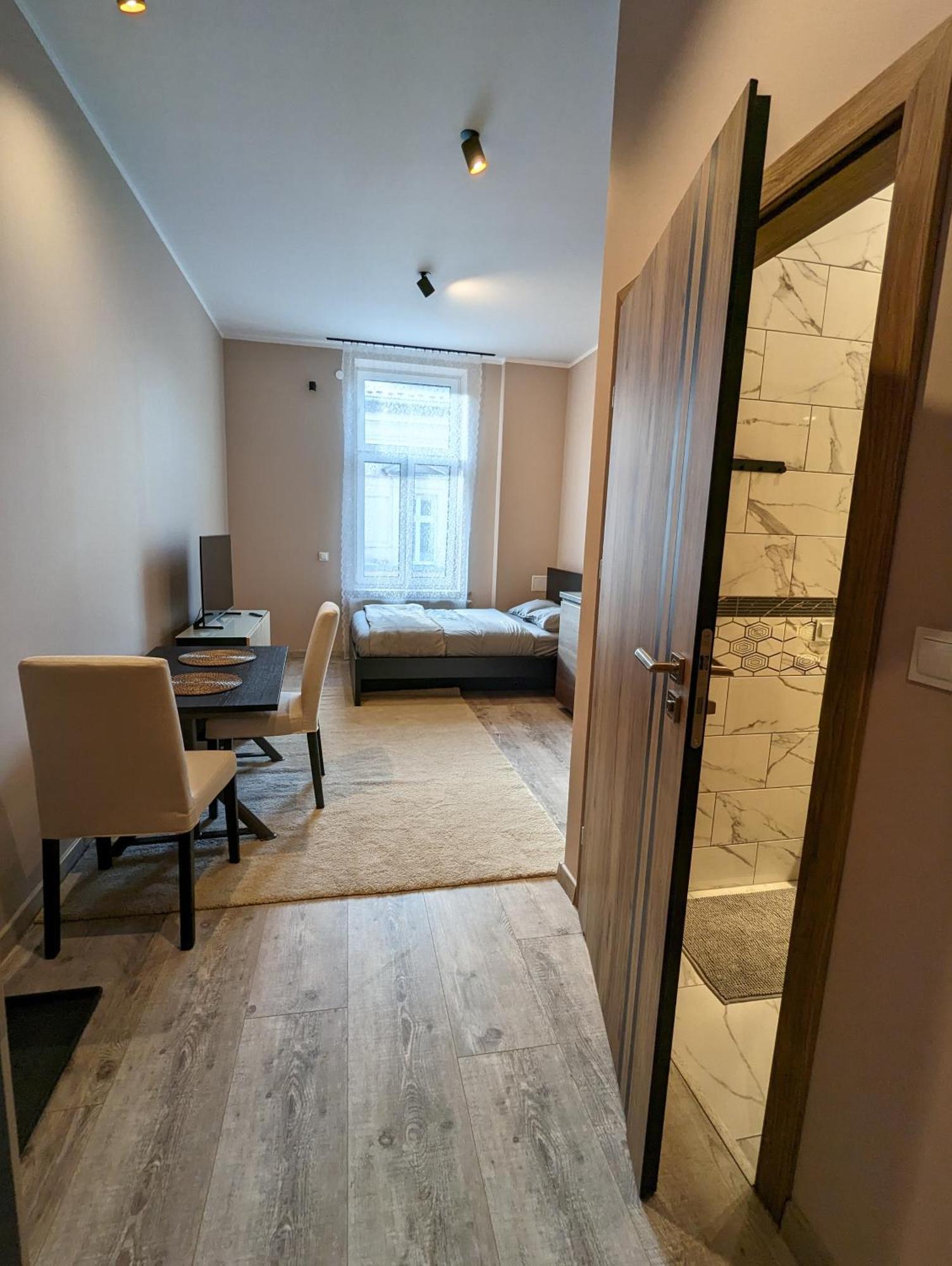 Apartment A1 In Downtown Of クラクフ エクステリア 写真